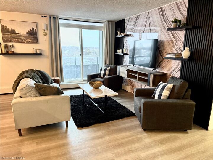 Property Photo: 640 West Street 908 ON N3R 6M3