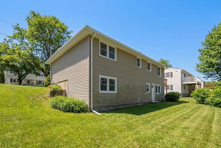 Property Photo:  58 Wedgewood Rd  MA 01602 