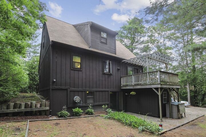 Property Photo:  20 Lakewood Dr  MA 02649 