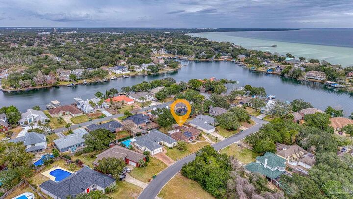 Property Photo:  2845 Jack Nicklaus Way  FL 32579 