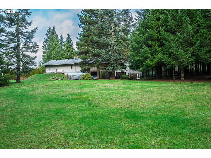 Property Photo: 27572 S Kinzy Rd OR 97023