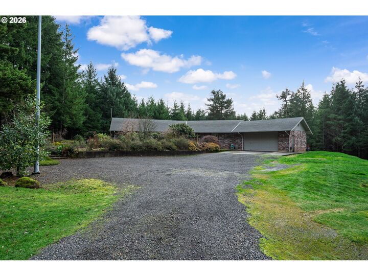 Property Photo:  27572 S Kinzy Rd  OR 97023 