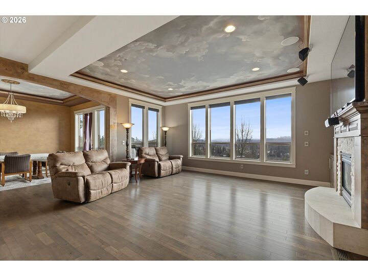 Property Photo:  12433 SE Verlie St  OR 97086 