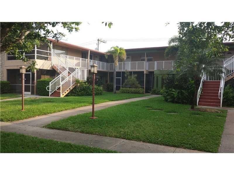 Property Photo:  411 S Crescent Drive 202  FL 33021 