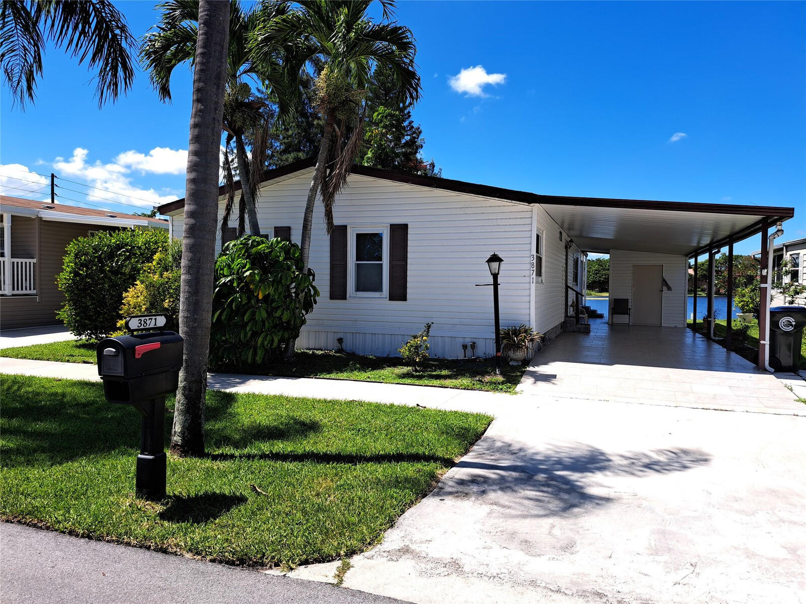 Property Photo:  3871 NW 67th Street  FL 33073 