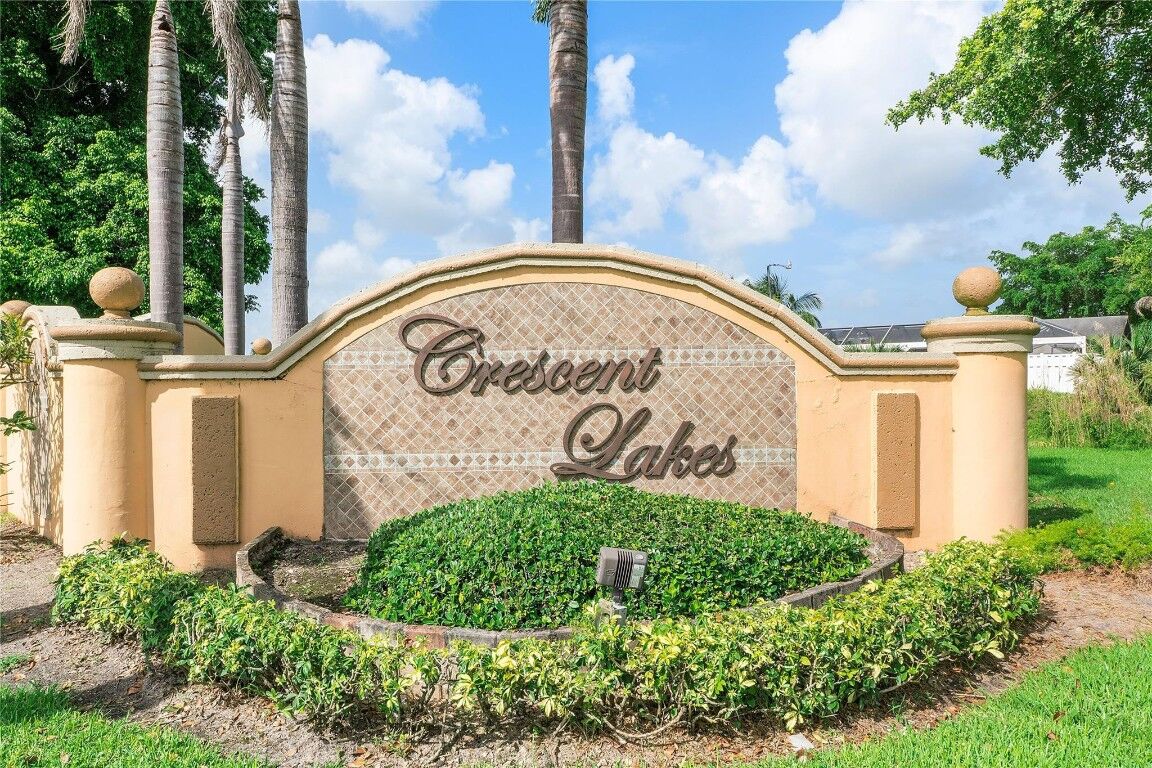 Property Photo:  22789 Royal Crown Terrace  FL 33433 