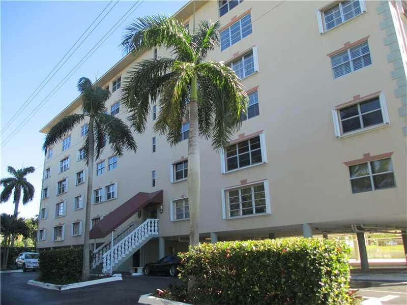 Property Photo:  1881 Middle River Drive 407  FL 33305 