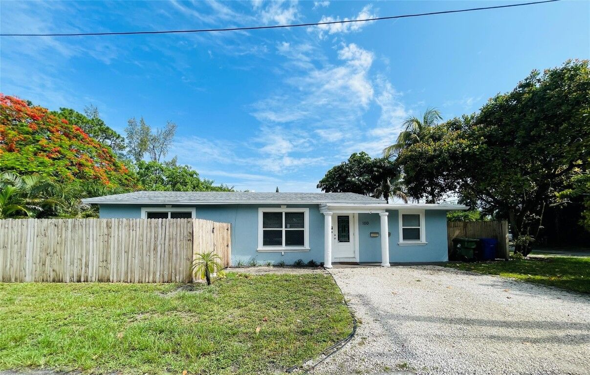 Property Photo:  100 NE 12th Street  FL 33304 