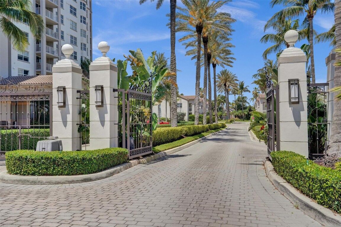 Property Photo:  3594 S Ocean Boulevard 1006  FL 33487 