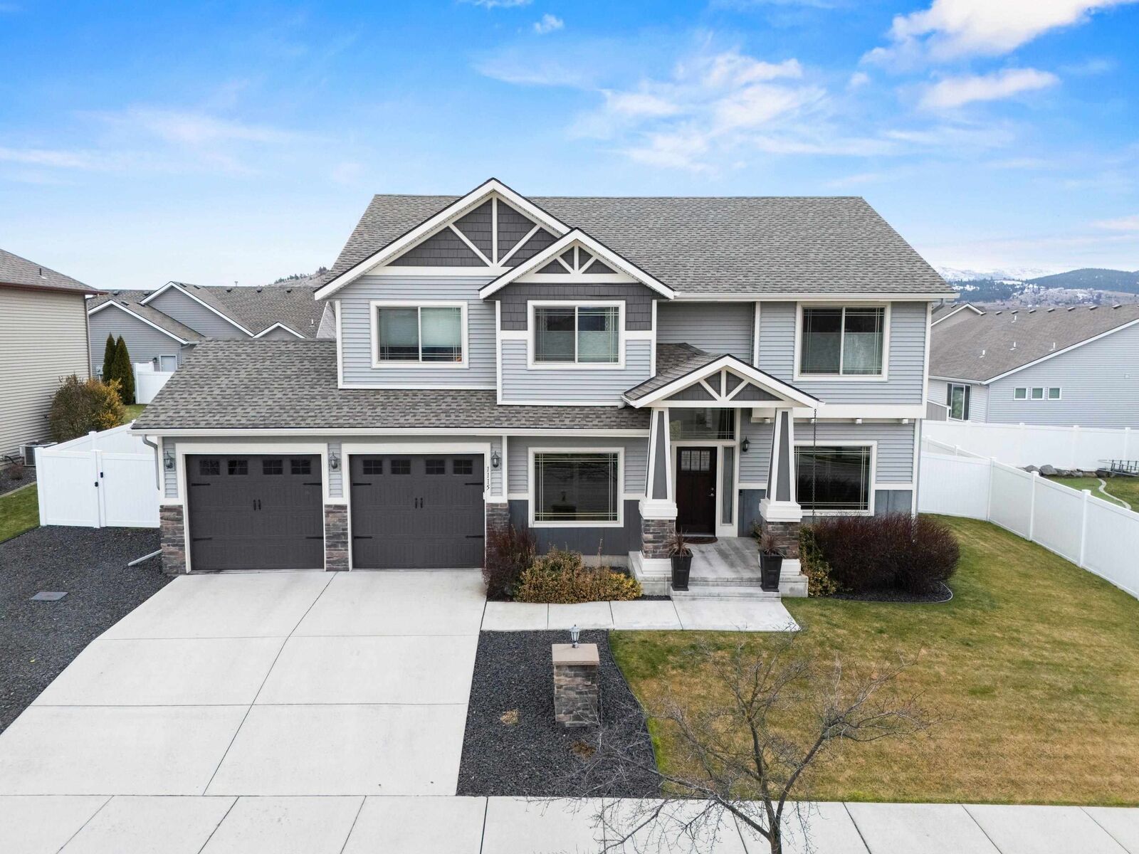 Property Photo:  1115 S McMillan Rd  WA 99016 