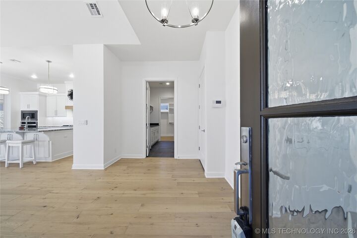 Property Photo:  1228 W 85th Court S  OK 74132 