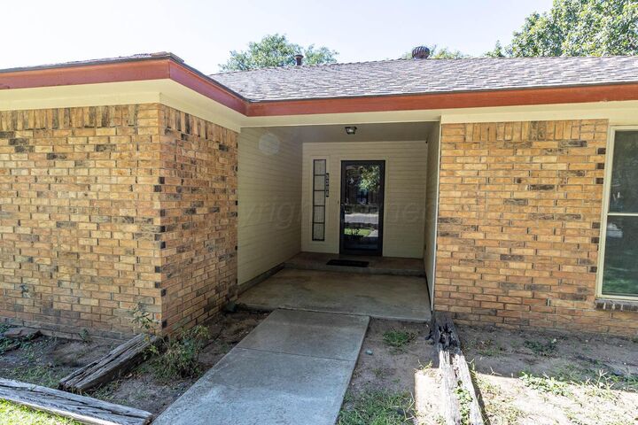 Property Photo:  8306 Olympia Drive  TX 79110-4638 