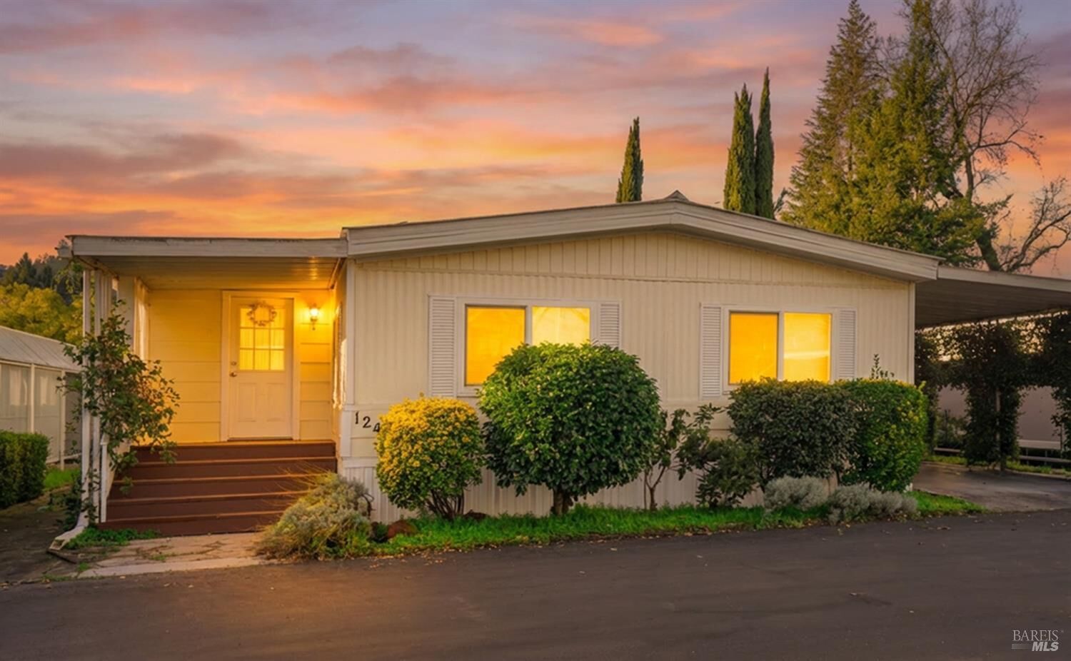 Property Photo:  2412 Foothill Boulevard 124  CA 94515 