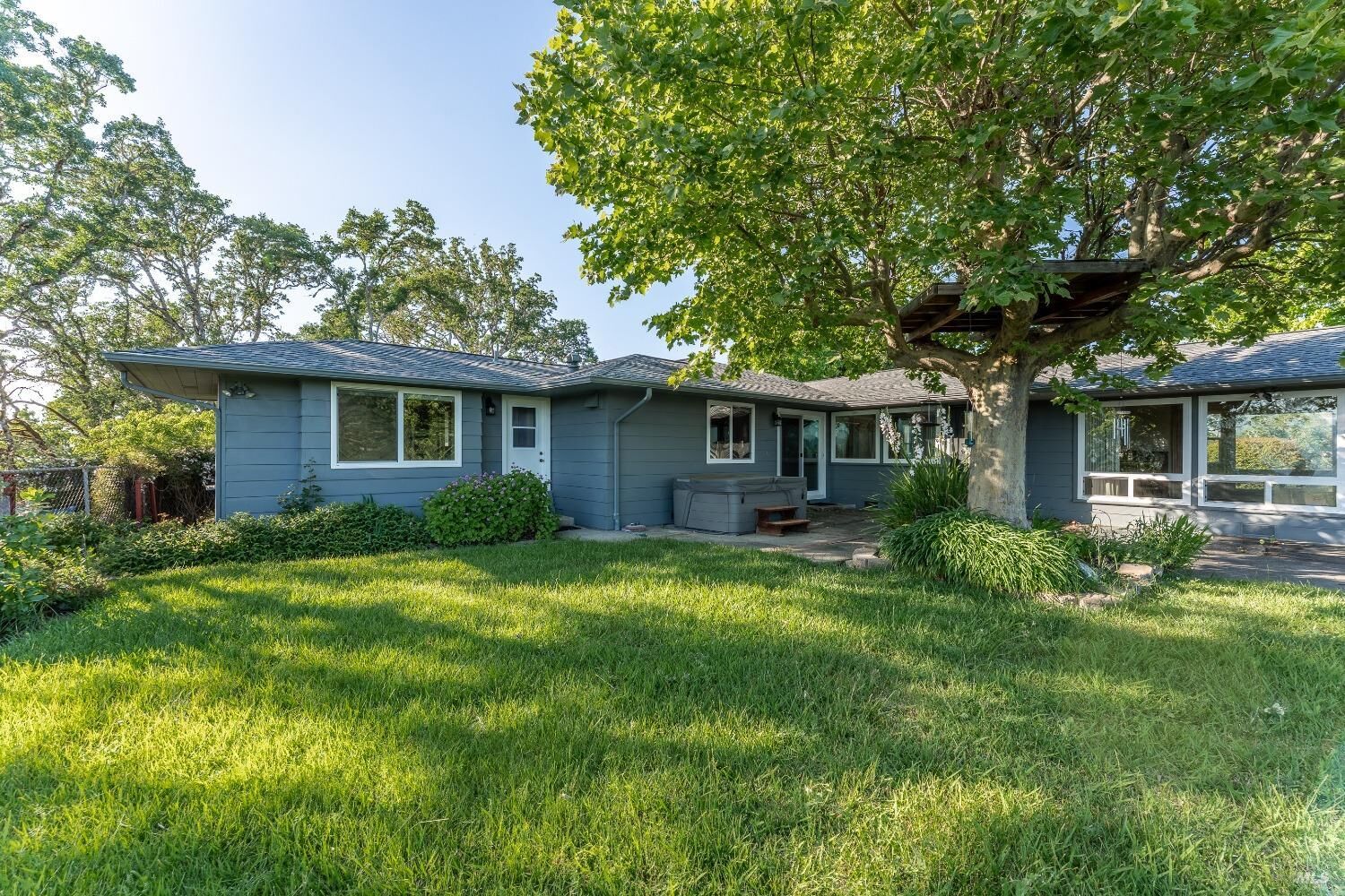 Property Photo:  1851 Ridge Road  CA 95482 