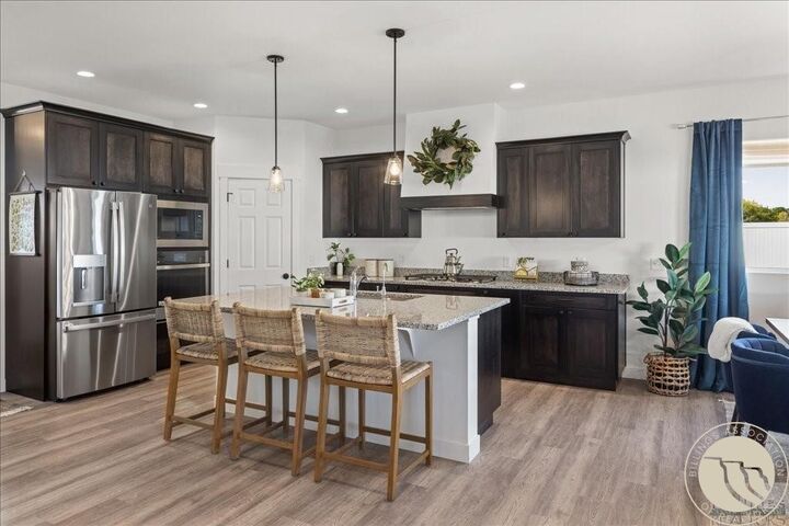 Property Photo:  2124 Riverbend Road  MT 59106 