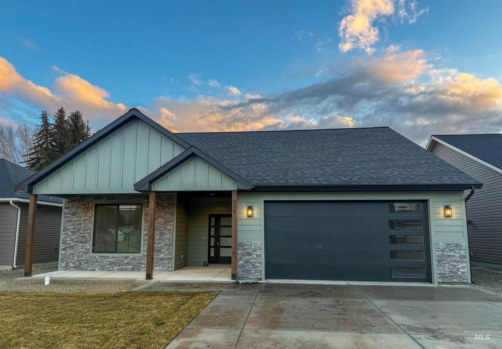 Property Photo:  235 Whitman St  ID 83311 