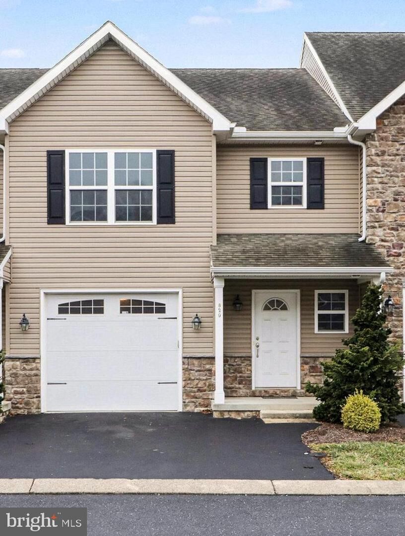 Property Photo:  829 Spring Rock Court  PA 17055 