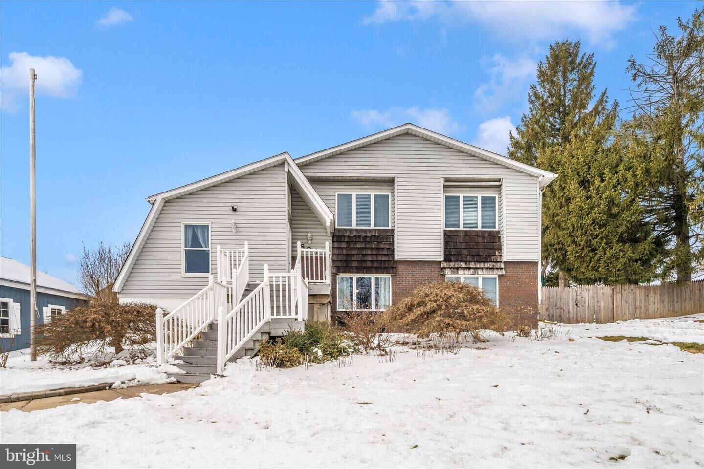 Property Photo:  806 Clearview Avenue  MD 21074 