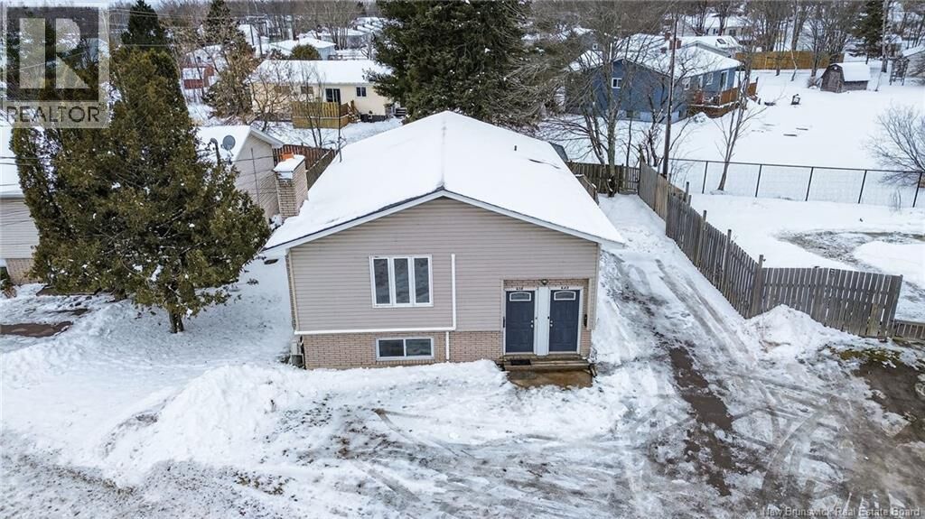 Property Photo:  638-640 Elmwood Dr.  NB E1A 2X5 