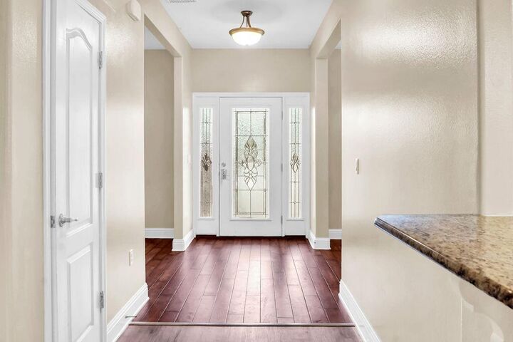 Property Photo:  2136 Sardinia Court  FL 32566 