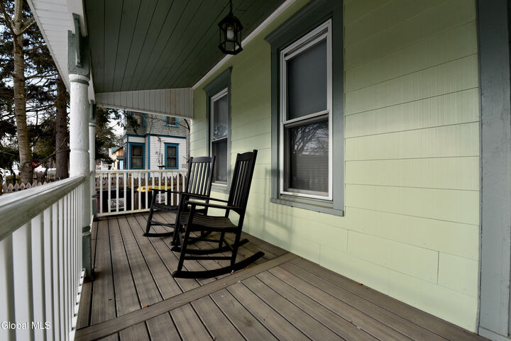 Property Photo:  19 Saratoga Avenue  NY 12151 