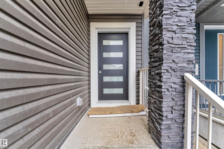 Property Photo:  22827 80 Avenue NW  AB T5T 7X8 