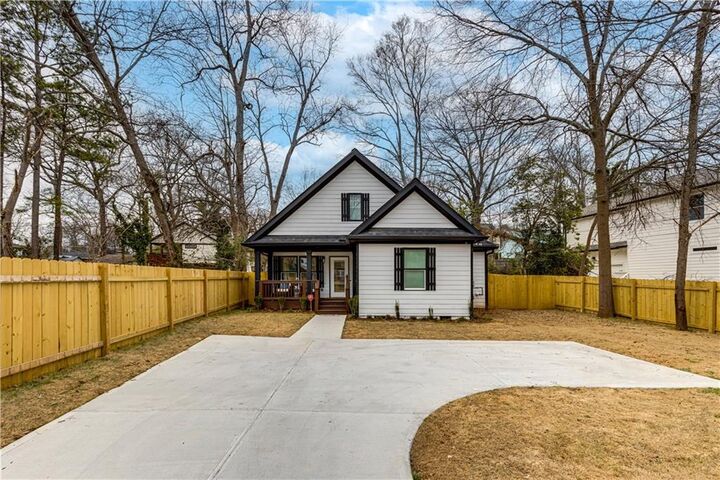 Property Photo:  551 Woodrow Avenue  GA 30354 