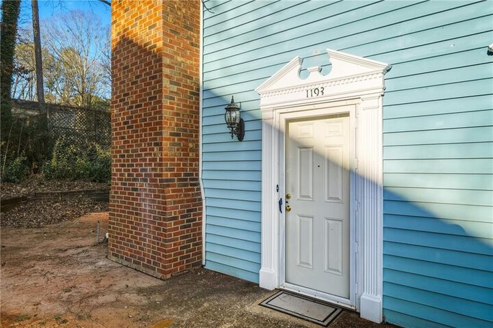 Property Photo: 1193 Greenyard Way GA 30093