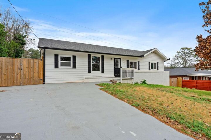 Property Photo:  766 Longleaf Drive  GA 30297 