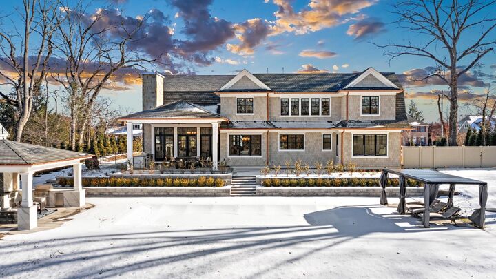 Property Photo:  #396 Knollwood Rd  NJ 07450 