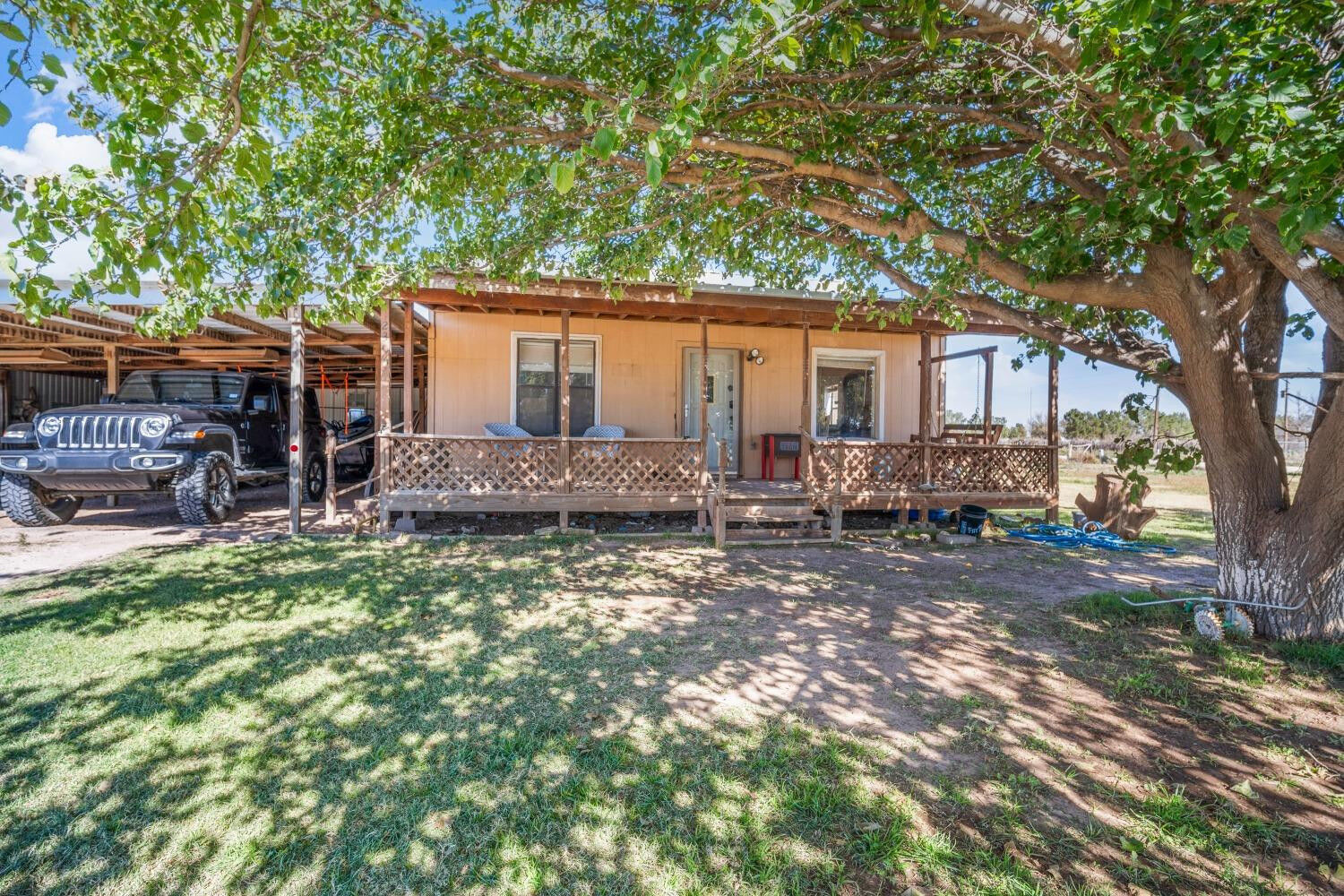 Property Photo: 2304 County Rd 7630 TX 79423
