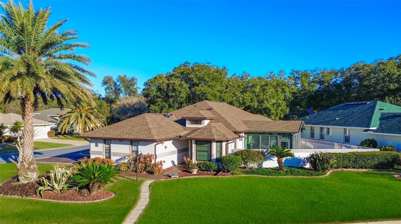 Property Photo:  21850 Tartan Street  FL 34748 