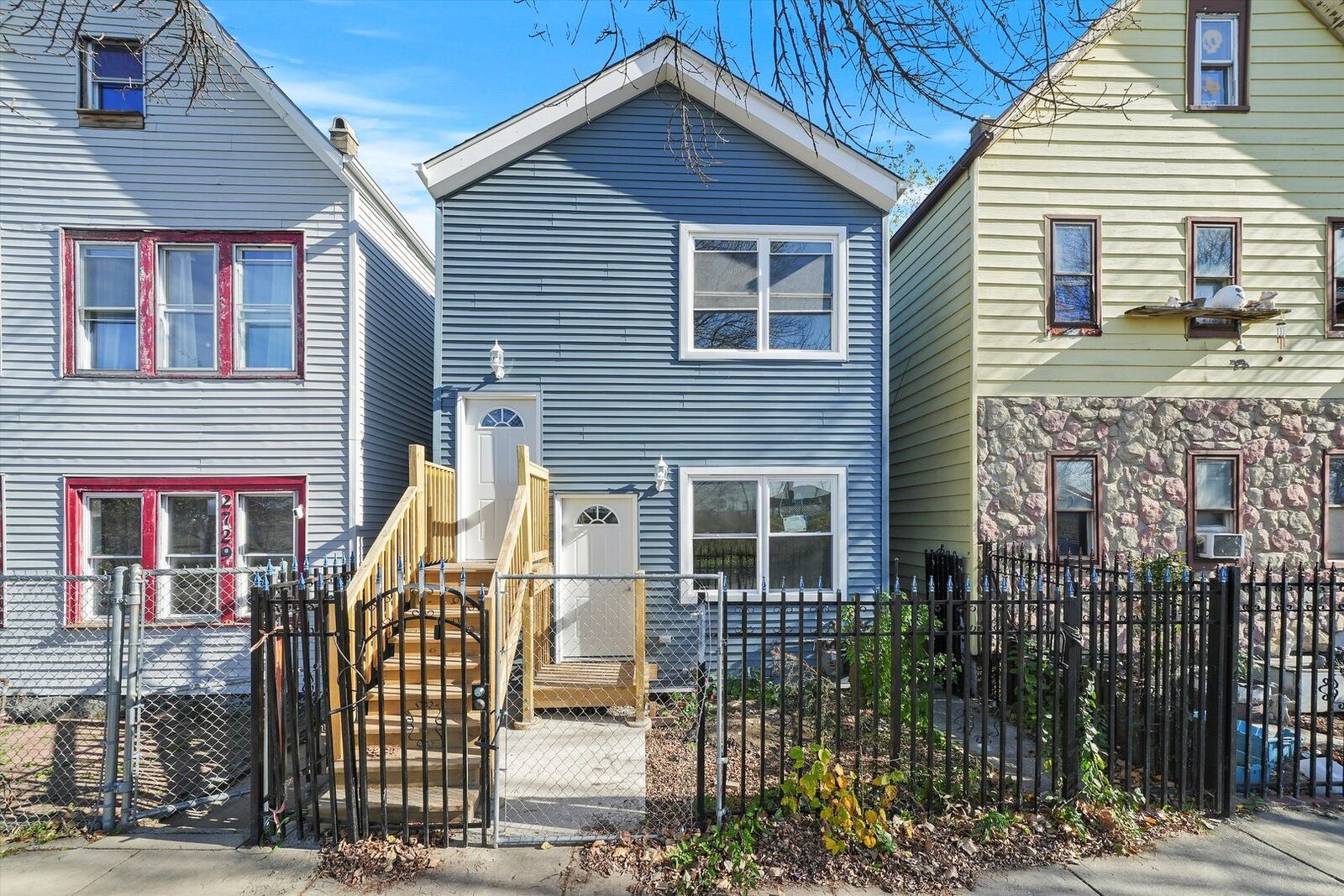 Property Photo: 2731 S Whipple Street IL 60623