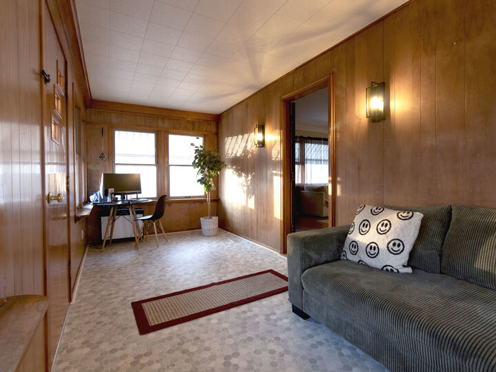 Property Photo:  744 E Benton Street  IL 60450 