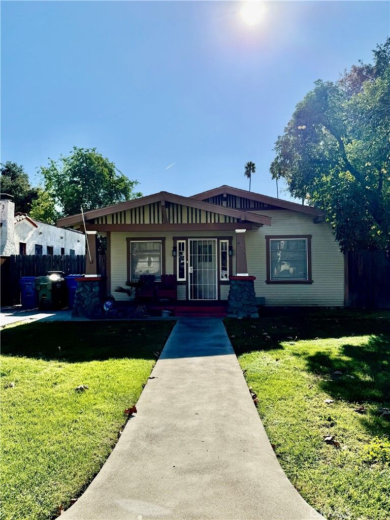 Property Photo:  484 Randolph St  CA 91768 