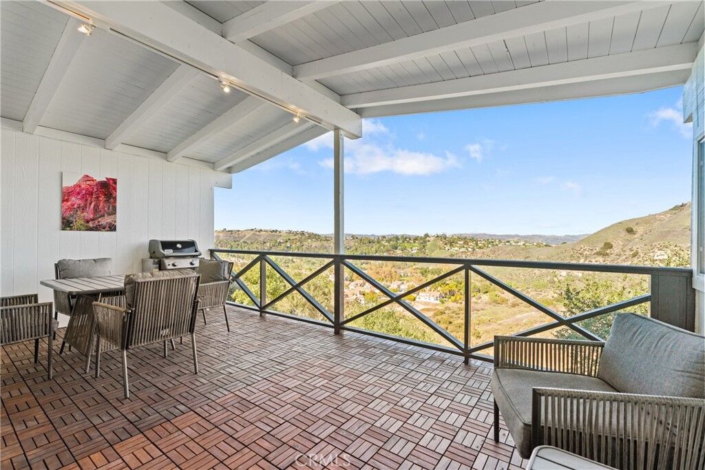 Property Photo:  23777 Mulholland Highway 62  CA 91302 