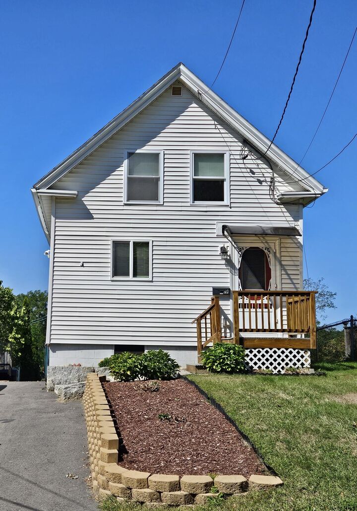 Property Photo:  19 High Street  ME 04412 