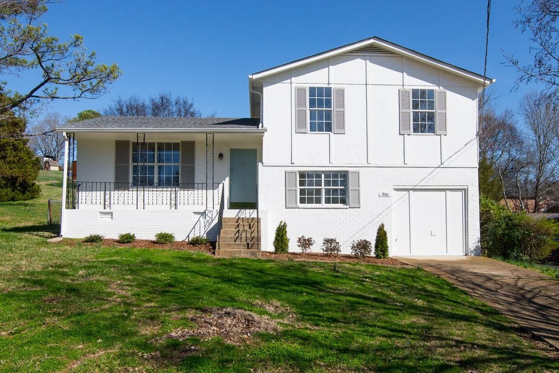 Property Photo:  316 Ocala Dr  TN 37211 