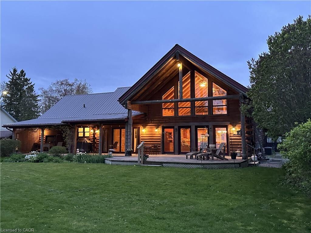 Property Photo: 27 Brant Avenue ON N0A 1N7