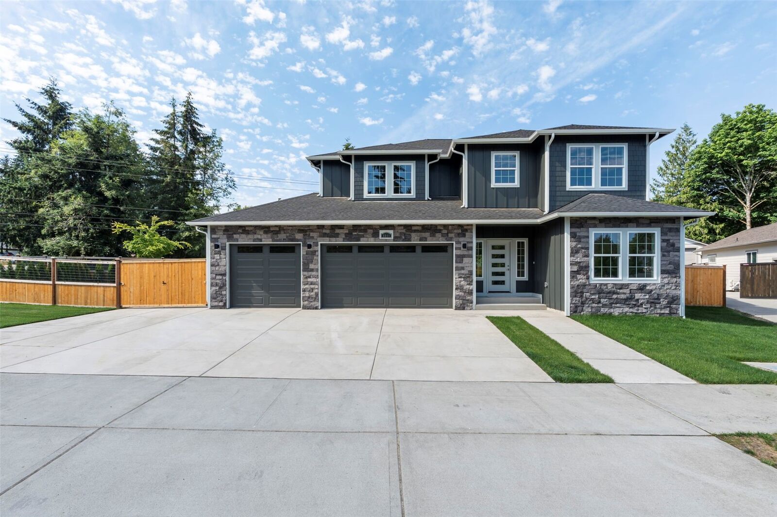 Property Photo:  6841  Kyodi Court SE  WA 98501 