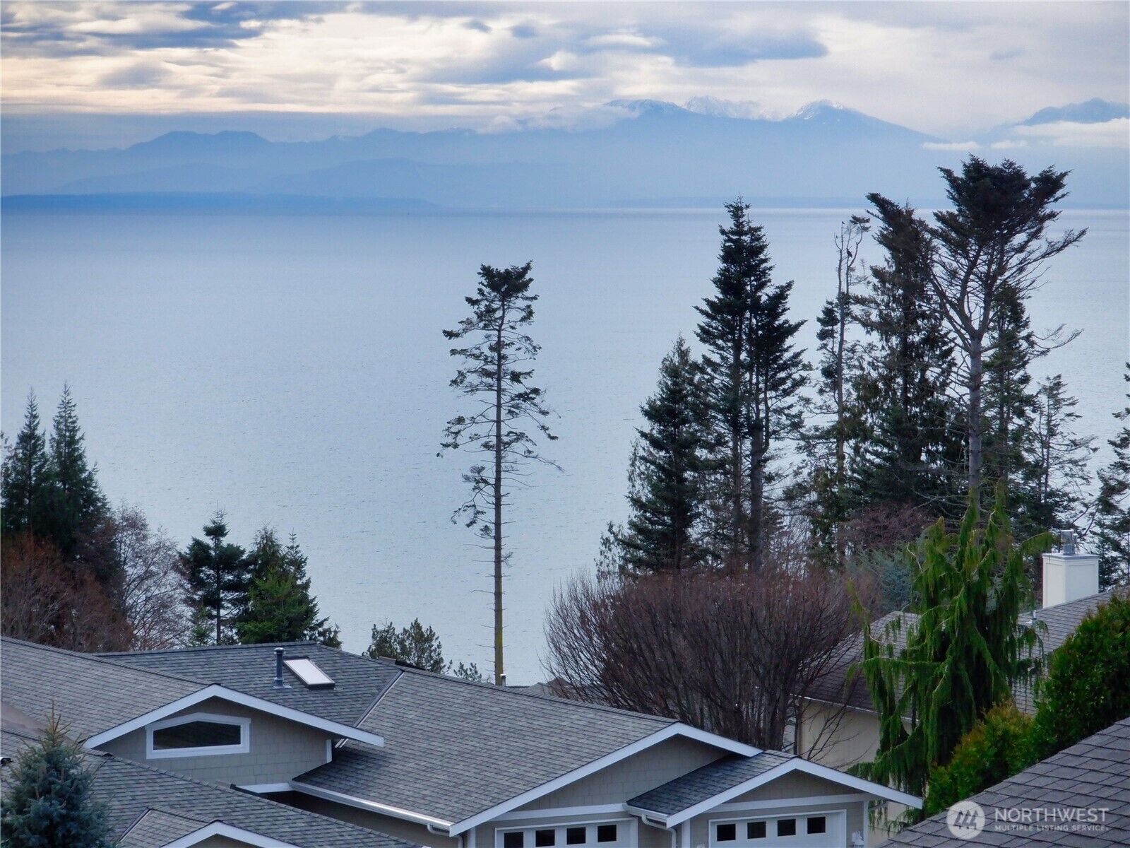 Property Photo:  4512  Queen Ann Way  WA 98221 