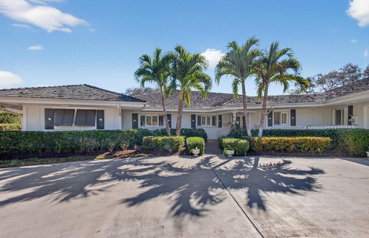 Property Photo: 5610 SE Winged Foot Drive FL 34997