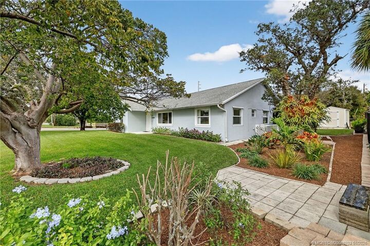 Property Photo:  9496 SE Park Street  FL 33455 