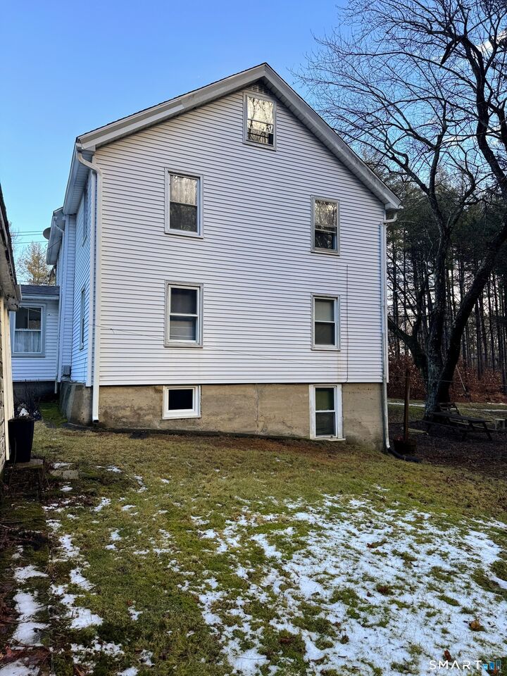 Property Photo:  6 Park Street  CT 06076 