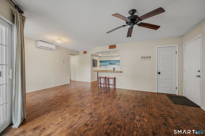 Property Photo:  74 Crown Knoll Court Apt 167  CT 06340 