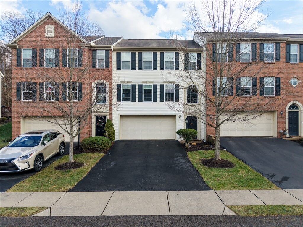 Property Photo: 144 Broadstone Dr PA 16046