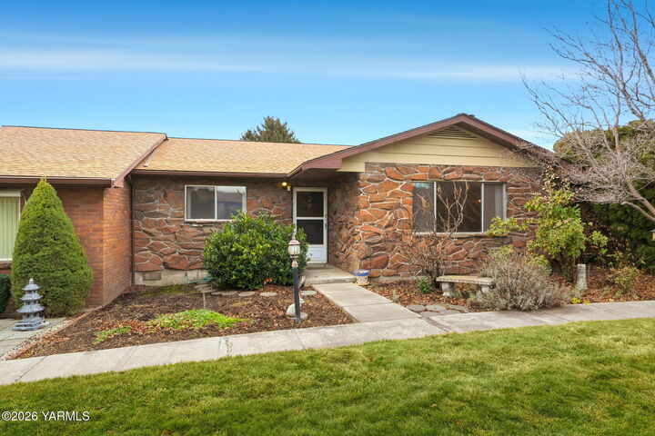 Property Photo:  5901 Barge St  WA 98908 