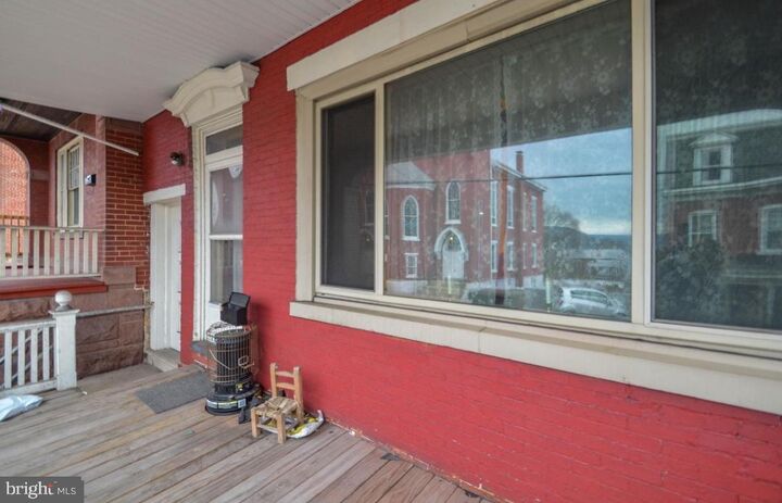 Property Photo:  214 E Main Street  PA 17972 