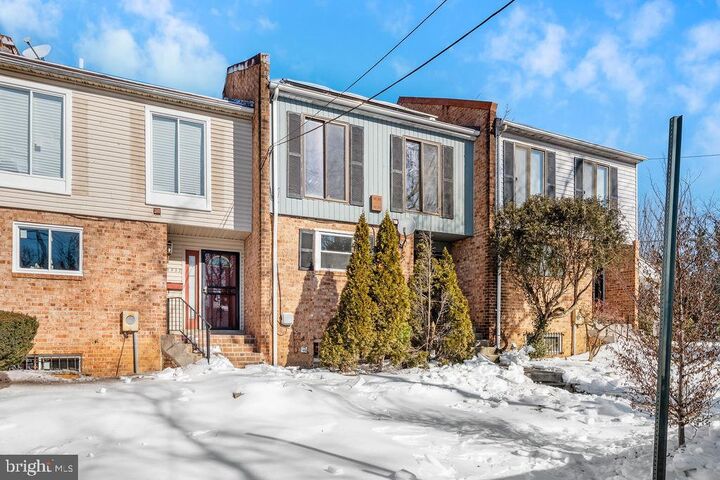 Property Photo:  5034 Nash Street NE  DC 20019 