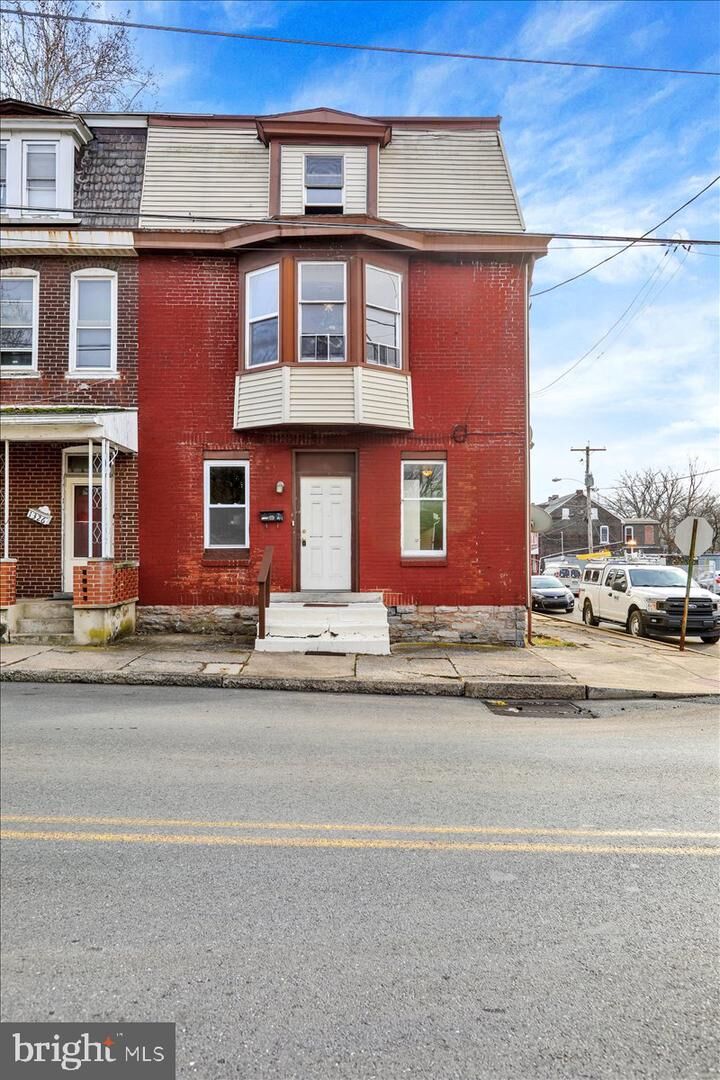 Property Photo:  1328 Lehman Street  PA 17046 